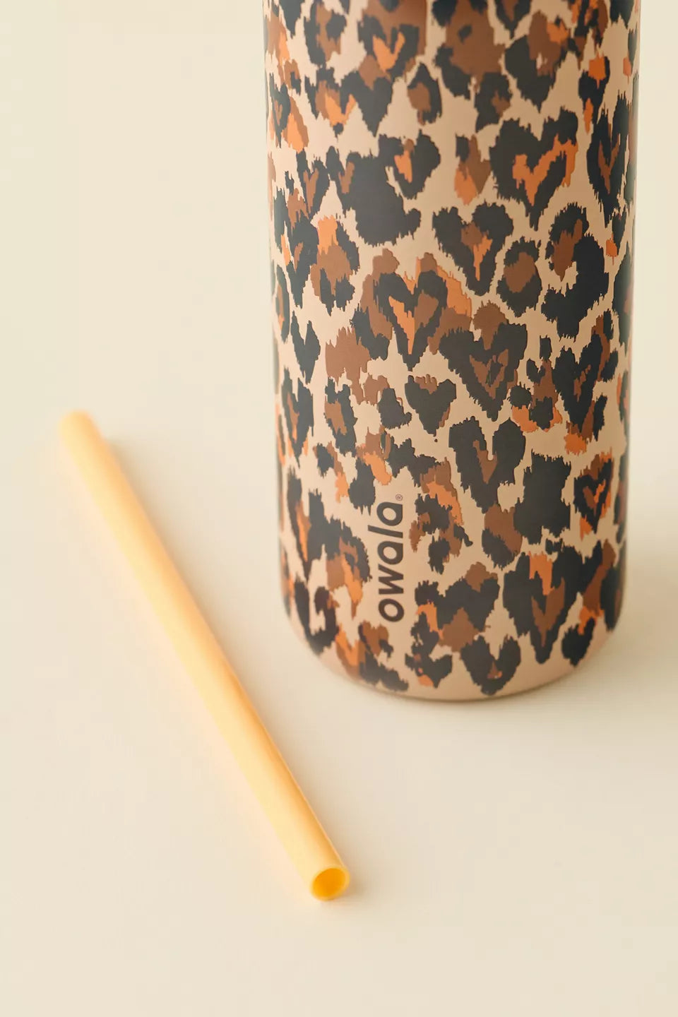 Owala UO Exclusive Wild At Heart 32oz