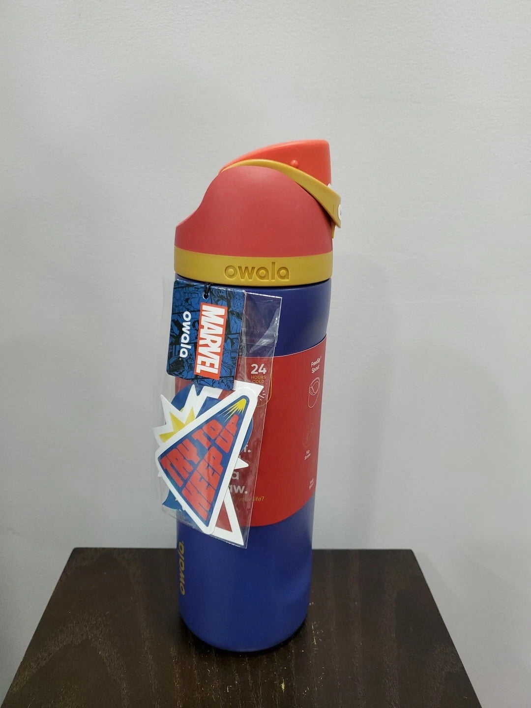 Owala 24oz FreeSip Water Bottle - Captain America