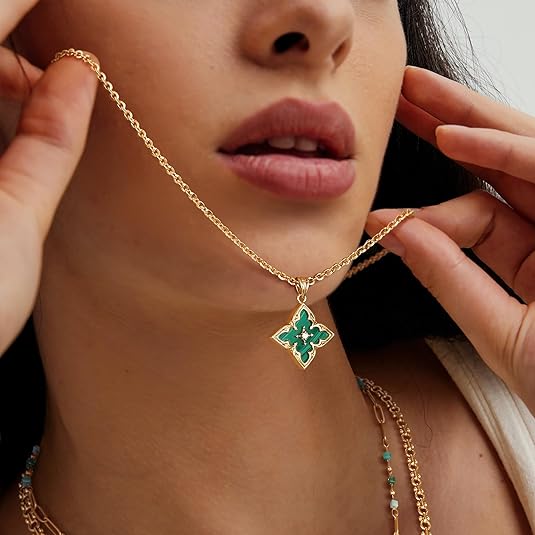 Emerald Clover Pendant Necklace
