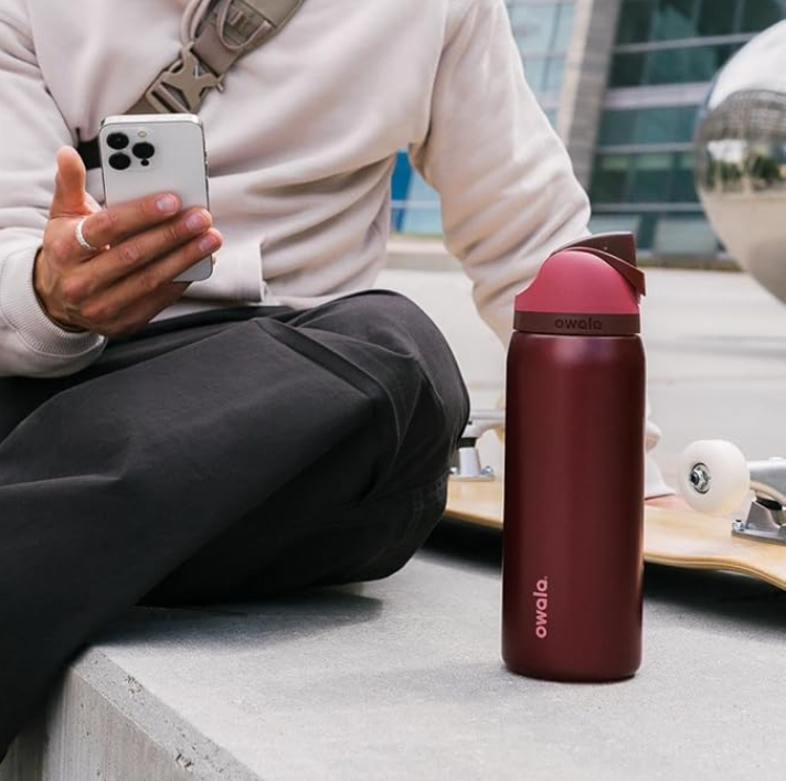 Black Cherry 32oz FreeSip Bottle