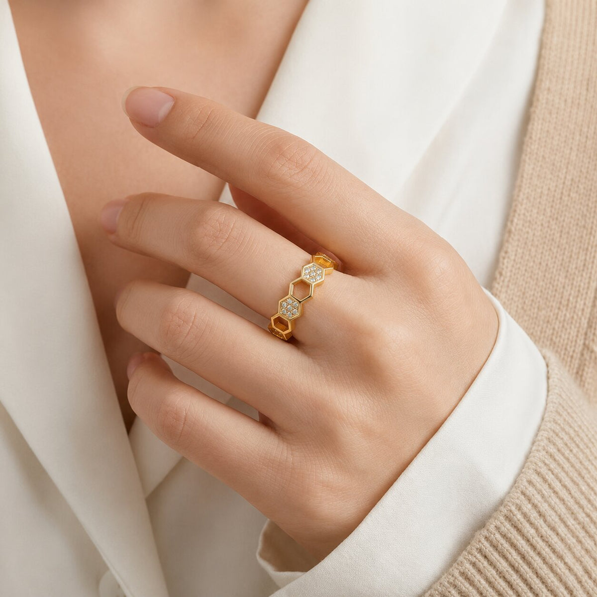 Verona Adjustable Link Chain Ring