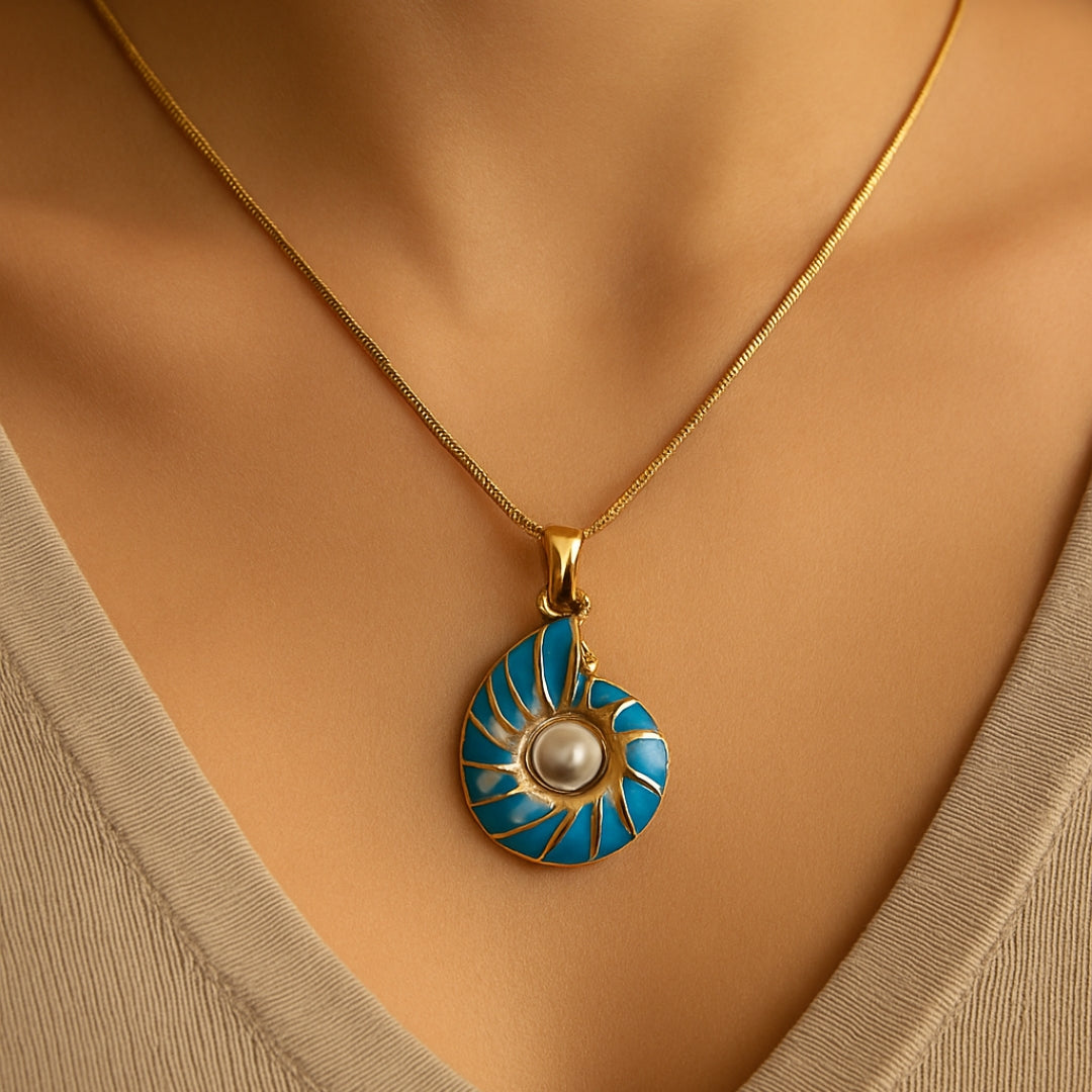 Gold Shell Pearl Necklace