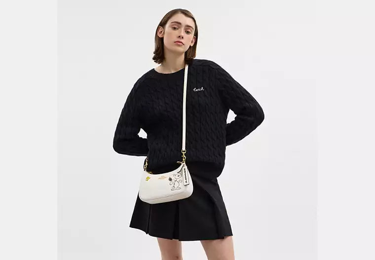 Peanuts Teri Shoulder Bag With Snoopy